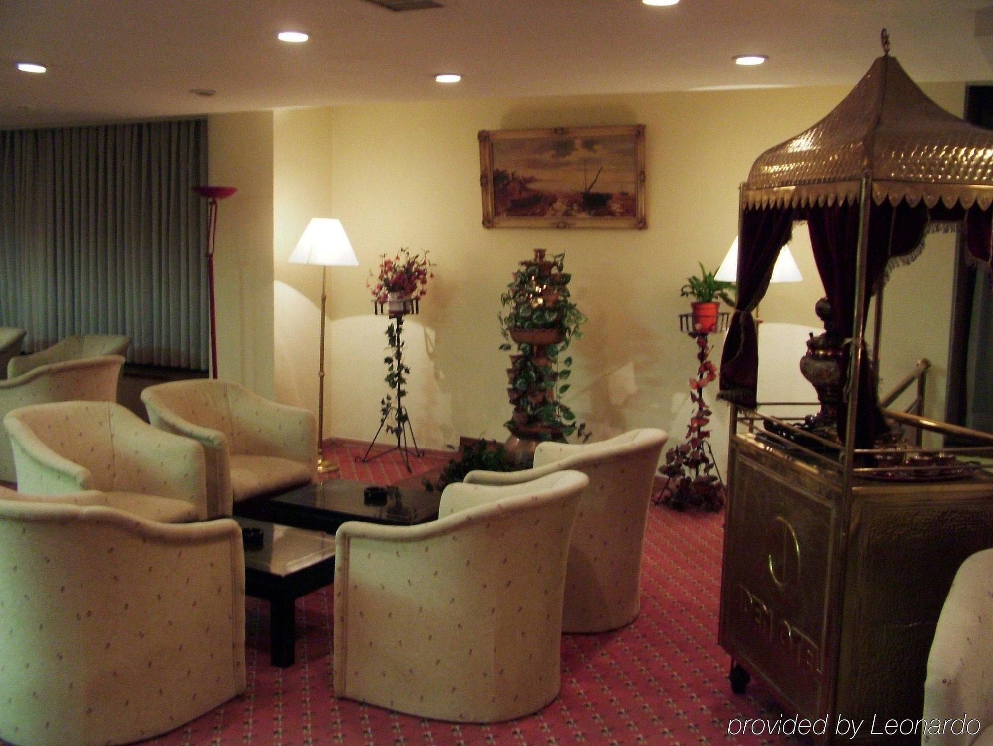 Aden Hotel — Photos 3